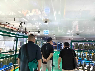 Kanada klient külastab meie tootmisrajatist, et tugevdada partnerlust